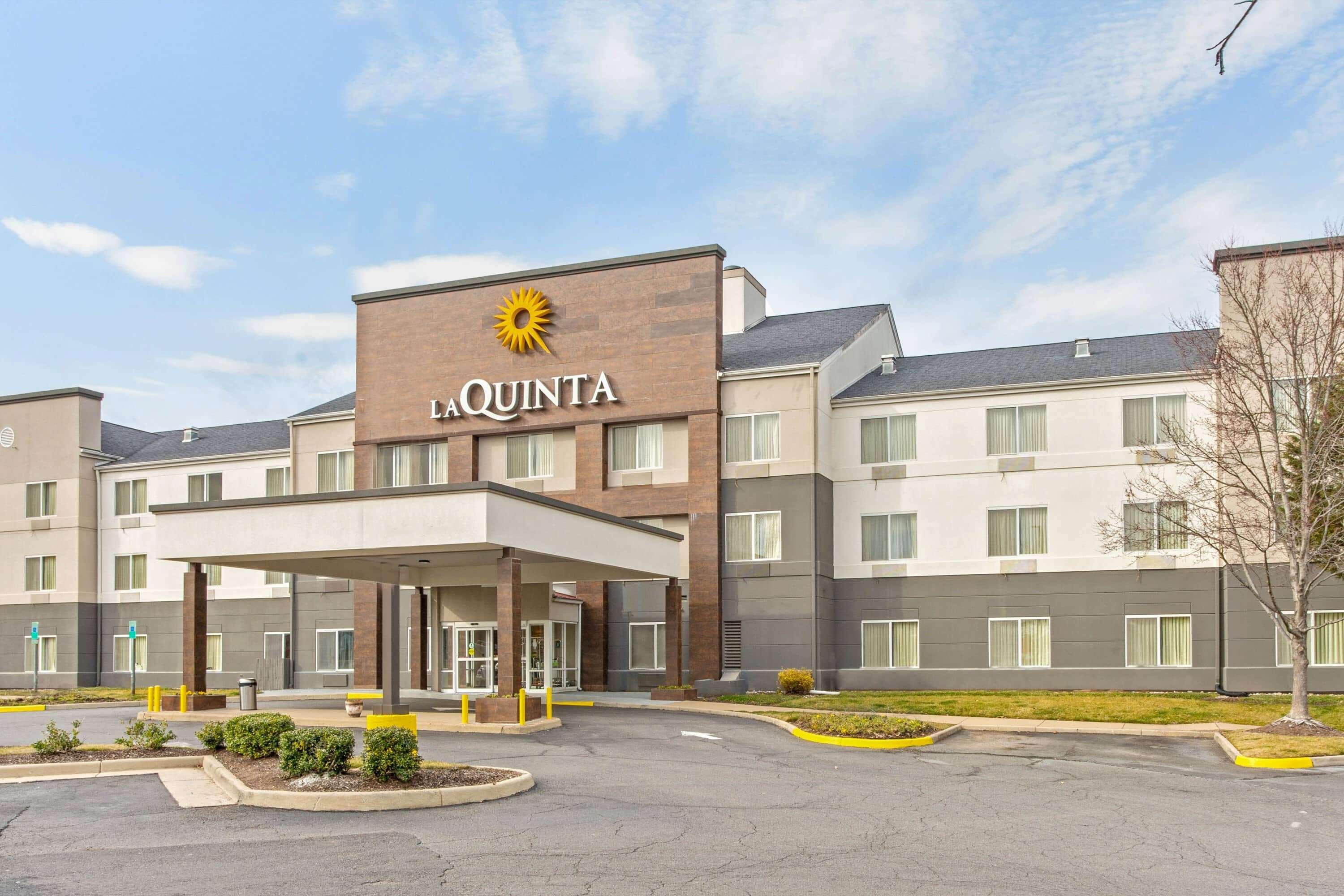 Готель La Quinta By Wyndham Manassas Battlefield Екстер'єр фото